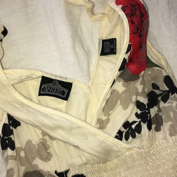 Beautiful Angie Floral Dress - Picture 3 of 8